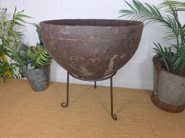 Large Heavy Duty Riveted Iron Indian Kadai Fire Pit Garden Planter Drinks Cooler