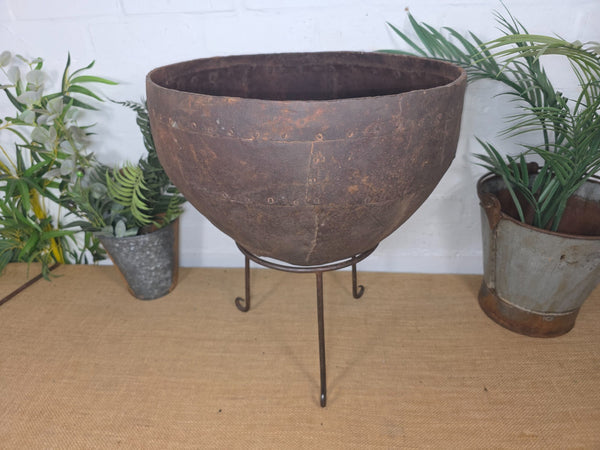 Large Heavy Duty Riveted Iron Indian Kadai Fire Pit Garden Planter Drinks Cooler