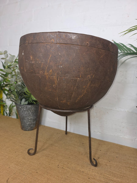 Large Heavy Duty Riveted Iron Indian Kadai Fire Pit Garden Planter Drinks Cooler