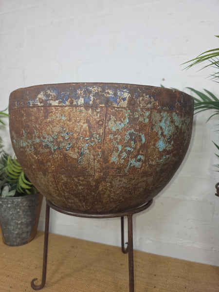 Large Heavy Duty Riveted Iron Indian Kadai Fire Pit Garden Planter Drinks Cooler