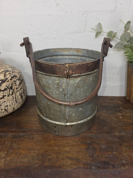 Vintage Heavy Duty Galvanised Iron Bucket With Handle Hanging Garden Planter