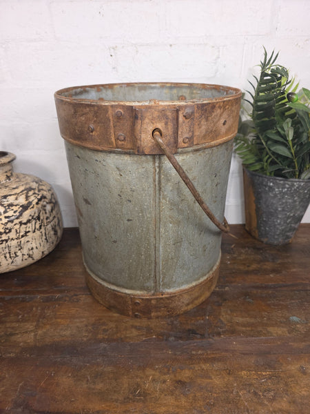 Vintage Heavy Duty Galvanised Iron Bucket With Handle Hanging Garden Planter