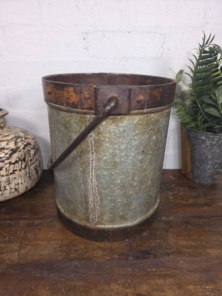 Vintage Heavy Duty Galvanised Iron Bucket With Handle Hanging Garden Planter