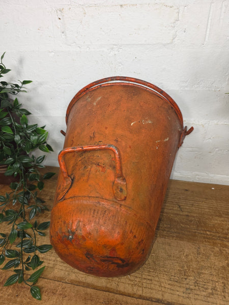 Vintage Rustic industrial Metal Fire Bucket Garden Planter Tub Hanging Basket