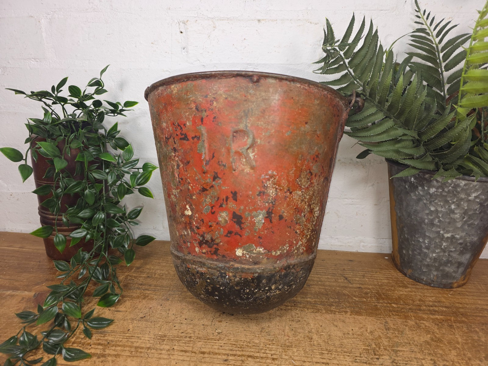 Vintage Rustic industrial Metal Fire Bucket Garden Planter Tub Hanging Basket
