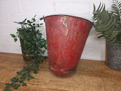 Vintage Rustic industrial Metal Fire Bucket Garden Planter Tub Hanging Basket