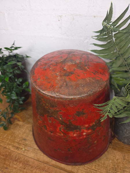 Vintage Rustic industrial Metal Fire Bucket Garden Planter Tub Hanging Basket