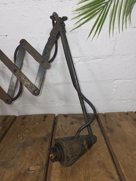 Vintage Industrial Antique Walligraph Scissor Wall Lamp Light