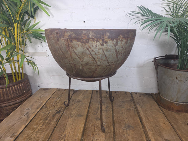 Large Heavy Duty Riveted Iron Indian Kadai Fire Pit Garden Planter Drinks Cooler