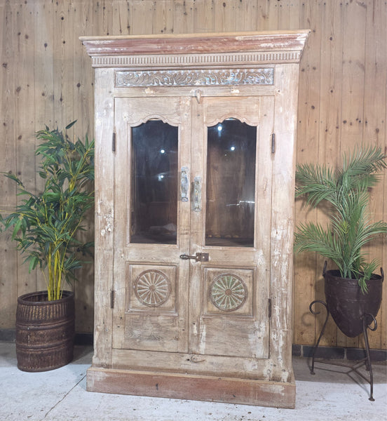 Vintage Reclaimed Hand Carved Indian Wooden Display Drinks Cabinet Cupboard