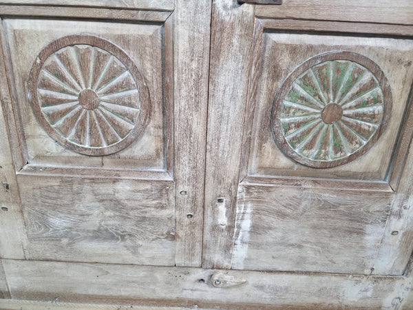 Vintage Reclaimed Hand Carved Indian Wooden Display Drinks Cabinet Cupboard