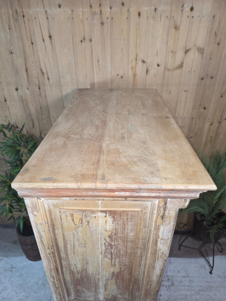 Vintage Reclaimed Hand Carved Indian Wooden Display Drinks Cabinet Cupboard