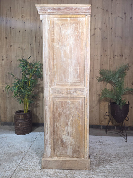 Vintage Reclaimed Hand Carved Indian Wooden Display Drinks Cabinet Cupboard