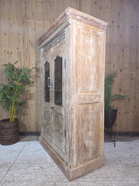 Vintage Reclaimed Hand Carved Indian Wooden Display Drinks Cabinet Cupboard