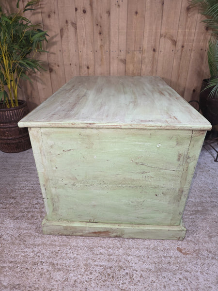 Antique Indian Solid Wooden Merchants Engineers Workman's Drawers Coffee Table