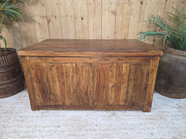 Antique Indian Solid Wooden Merchants Engineers Workman's Drawers Coffee Table