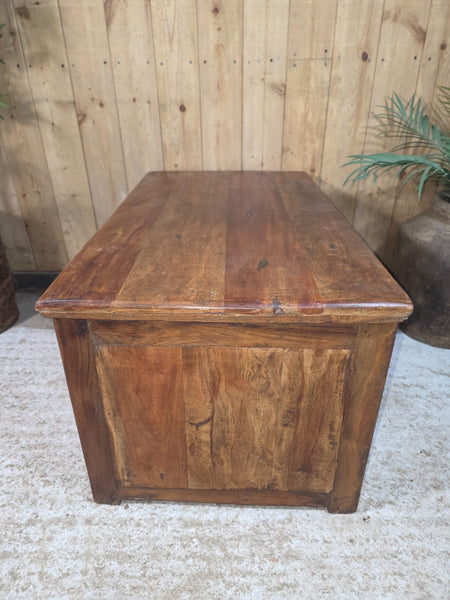 Antique Indian Solid Wooden Merchants Engineers Workman's Drawers Coffee Table