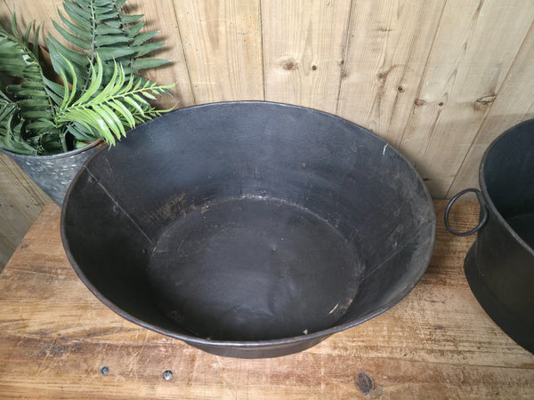 Reclaimed Rustic Hand Made Metal Oval Baby Bath Herb Planter Plant Pot