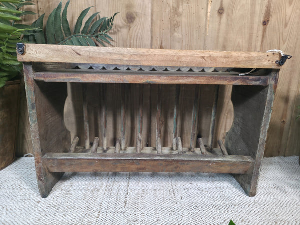 Vintage Rustic Indian Kitchen Tea Chai Spice Rack Cup Saucer Plate Wall Shelf