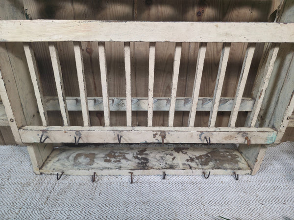 Vintage Rustic Indian Kitchen Tea Chai Spice Rack Cup Saucer Plate Wall Shelf