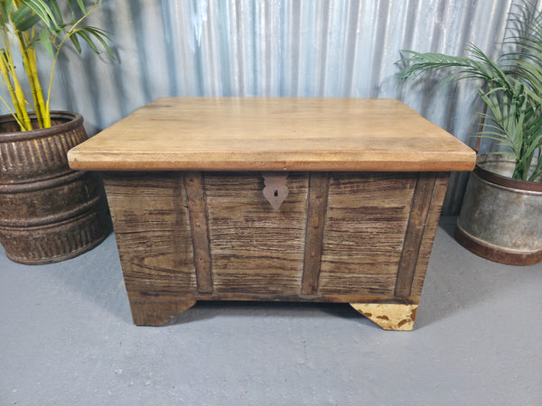 Vintage Reclaimed Rustic Indian Solid Wooden Dowry Chest Coffee Side Table Trunk