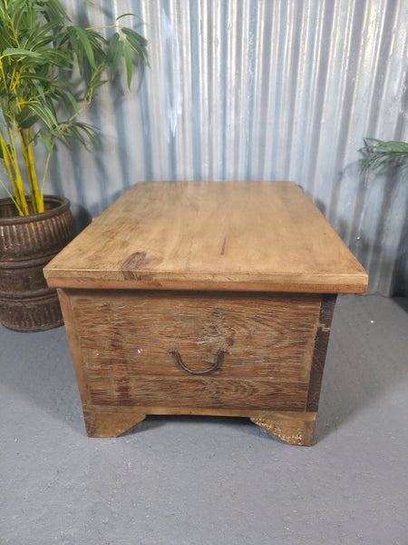 Vintage Reclaimed Rustic Indian Solid Wooden Dowry Chest Coffee Side Table Trunk