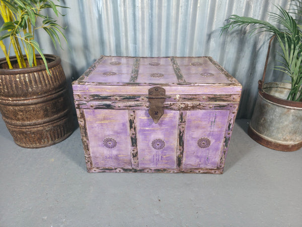 Vintage Reclaimed Hand Made Indian Storage Trunk Chest Coffee Table