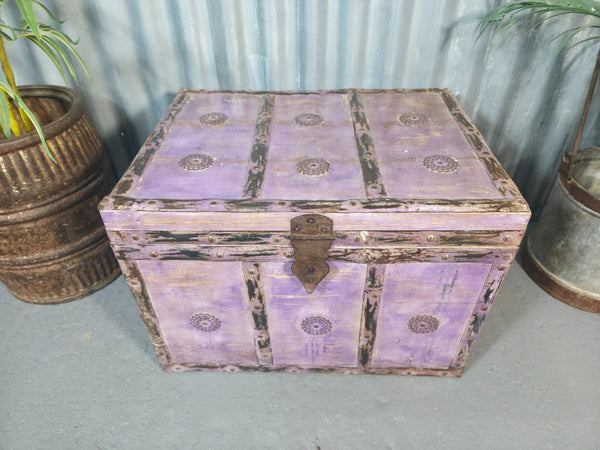 Vintage Reclaimed Hand Made Indian Storage Trunk Chest Coffee Table