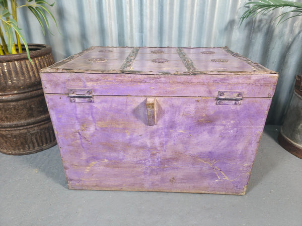 Vintage Reclaimed Hand Made Indian Storage Trunk Chest Coffee Table
