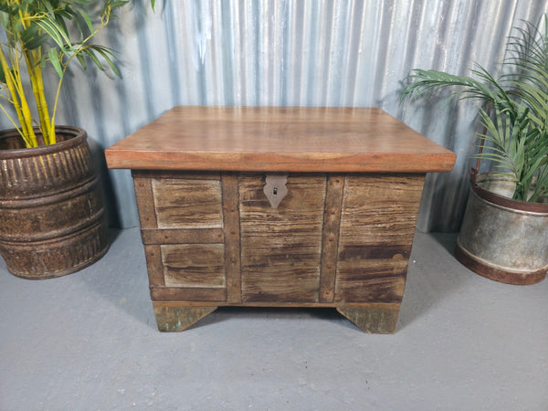 Vintage Reclaimed Rustic Indian Solid Wooden Dowry Chest Coffee Side Table Trunk