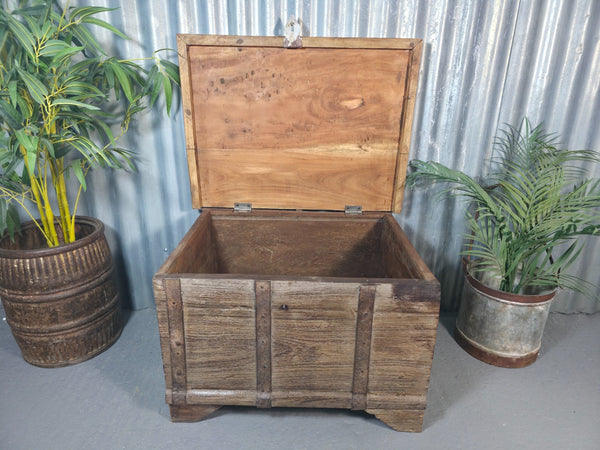 Vintage Reclaimed Rustic Indian Solid Wooden Dowry Chest Coffee Side Table Trunk