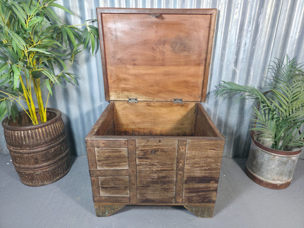Vintage Reclaimed Rustic Indian Solid Wooden Dowry Chest Coffee Side Table Trunk