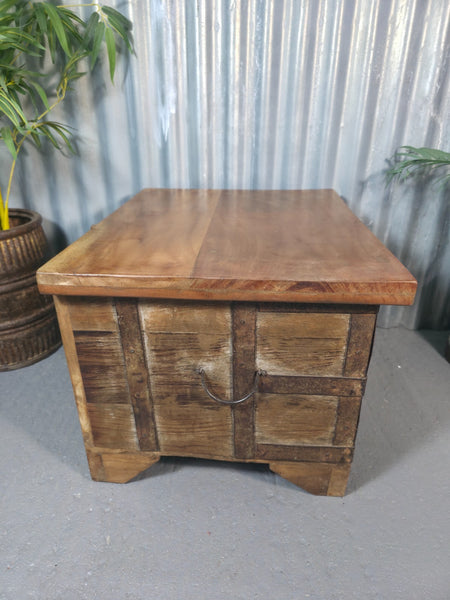 Vintage Reclaimed Rustic Indian Solid Wooden Dowry Chest Coffee Side Table Trunk