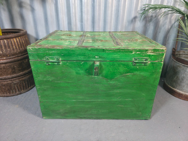 Vintage Reclaimed Hand Made Indian Storage Trunk Chest Coffee Table