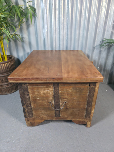 Vintage Reclaimed Rustic Indian Solid Wooden Dowry Chest Coffee Side Table Trunk