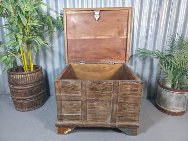 Vintage Reclaimed Rustic Indian Solid Wooden Dowry Chest Coffee Side Table Trunk