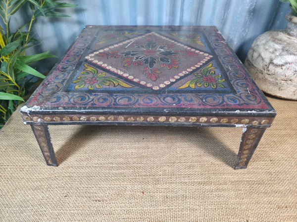 Vintage Indian Hand Painted Low Metal Bajot Coffee Side Table Plant Stand