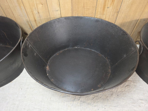 Rustic Reclaimed Metal Oval Tub Planter