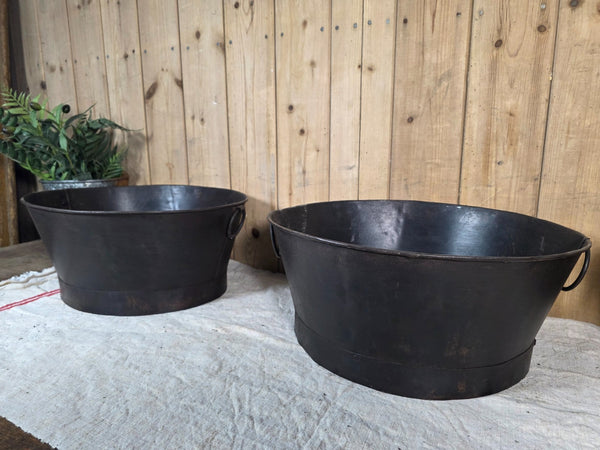 Rustic Reclaimed Metal Oval Tub Planter