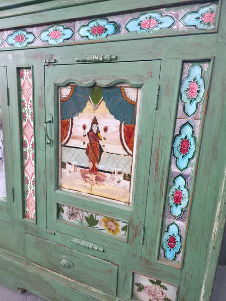 Large Vintage Indian Colonial Solid Wooden Glazed Sideboard Drinks Cabinet