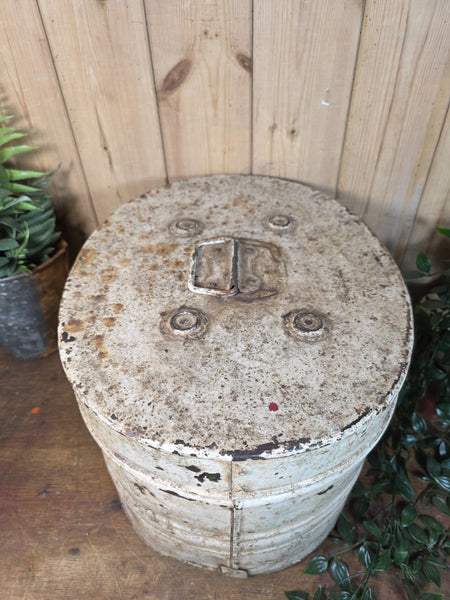 Original Vintage Rustic Painted Metal Hat Storage Box Tin