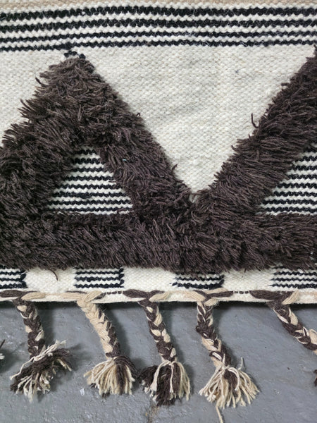 Large Hand Made Bohemian Boho Moroccan Berber Style 4ft  6ft Wool And Cotton Rug