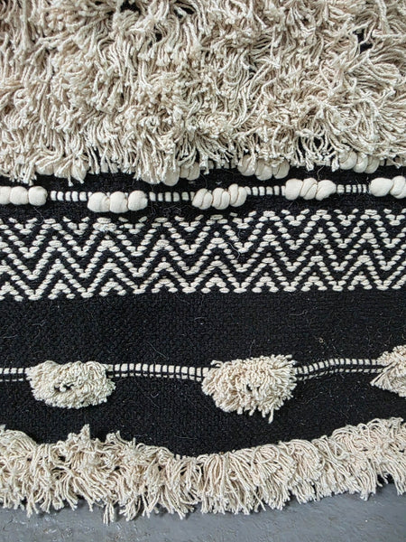 Large Hand Made Bohemian Boho Moroccan Berber Style 4ft  6ft Wool And Cotton Rug