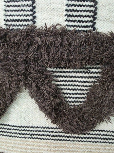Large Hand Made Bohemian Boho Moroccan Berber Style 4ft  6ft Wool And Cotton Rug