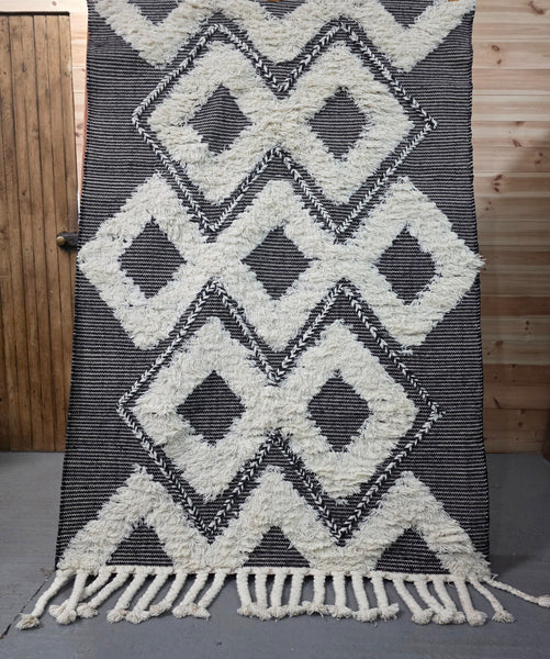 Large Hand Made Bohemian Boho Moroccan Berber Style 4ft  6ft Wool And Cotton Rug