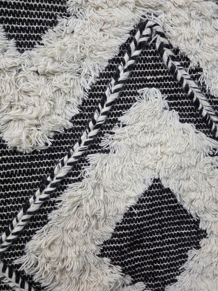 Large Hand Made Bohemian Boho Moroccan Berber Style 4ft  6ft Wool And Cotton Rug