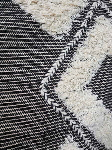 Large Hand Made Bohemian Boho Moroccan Berber Style 4ft  6ft Wool And Cotton Rug