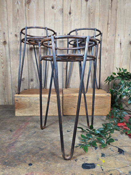 Rustic Reclaimed Heavy Duty Metal Iron Plant Pot Stand