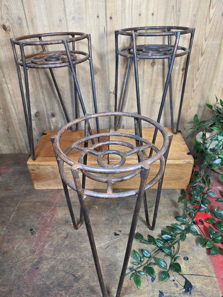 Rustic Reclaimed Heavy Duty Metal Iron Plant Pot Stand