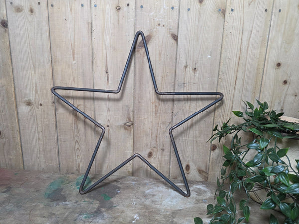 Large Heavy Duty Rustic Reclaimed Metal Star Home Garden Decor